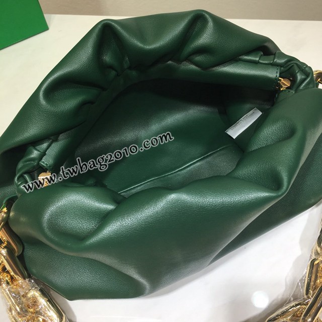 Bottega veneta高端女包 98078 寶緹嘉The pouch手拿肩背包 BV經典款鏈雲條朵包  gxz1292